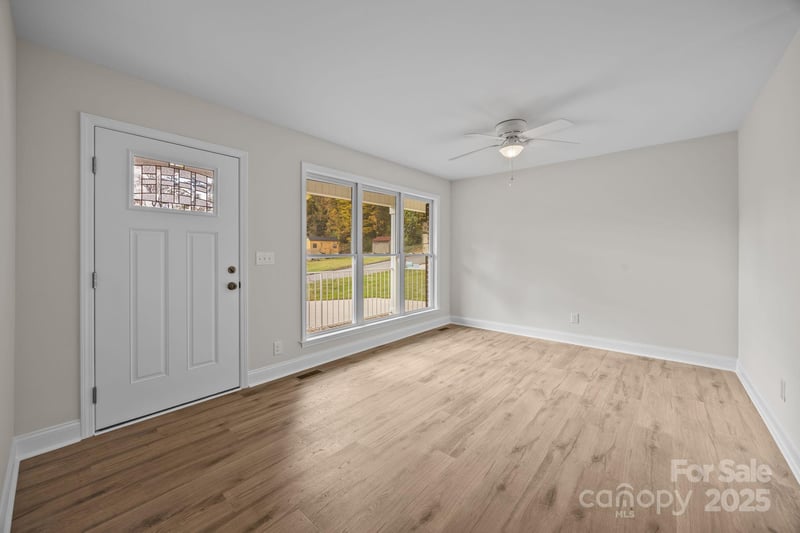 1280 N Shaver St, Salisbury, NC 28144