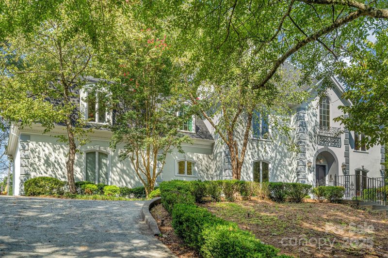6908 Cameron Glen Dr, Charlotte, NC 28210