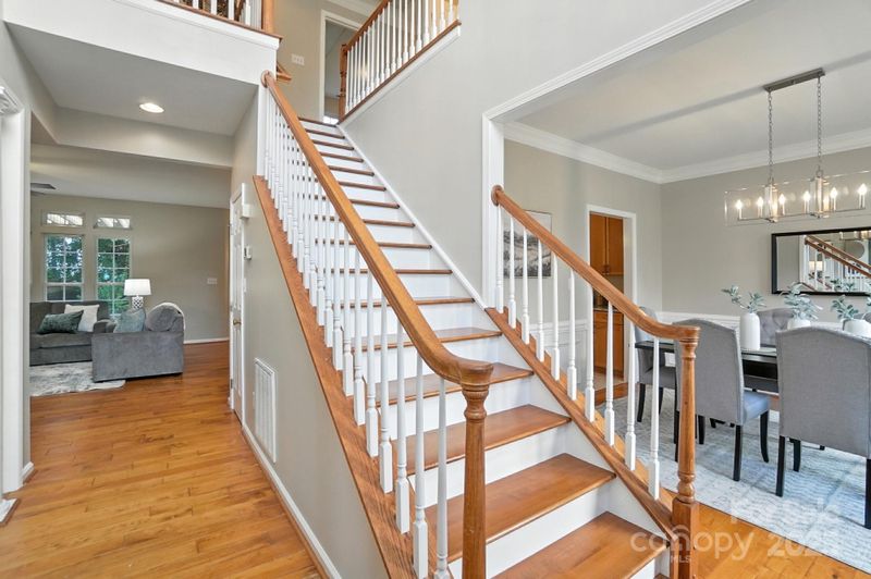 9709 Mitchell Glen Dr, Charlotte, NC 28277