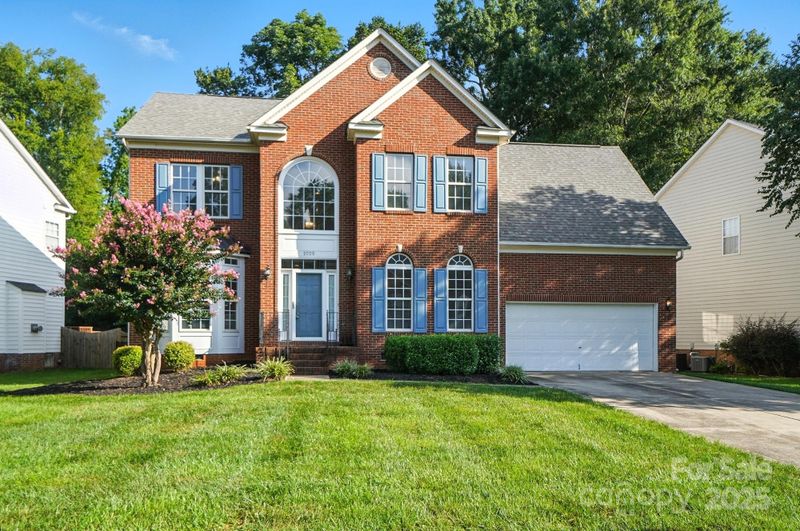 9709 Mitchell Glen Dr, Charlotte, NC 28277