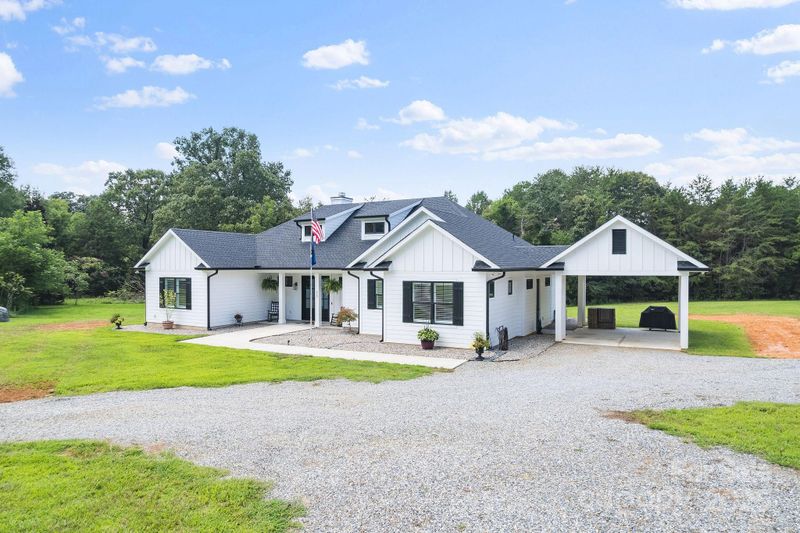 623 Furnace Rd, Iron Station, NC 28080