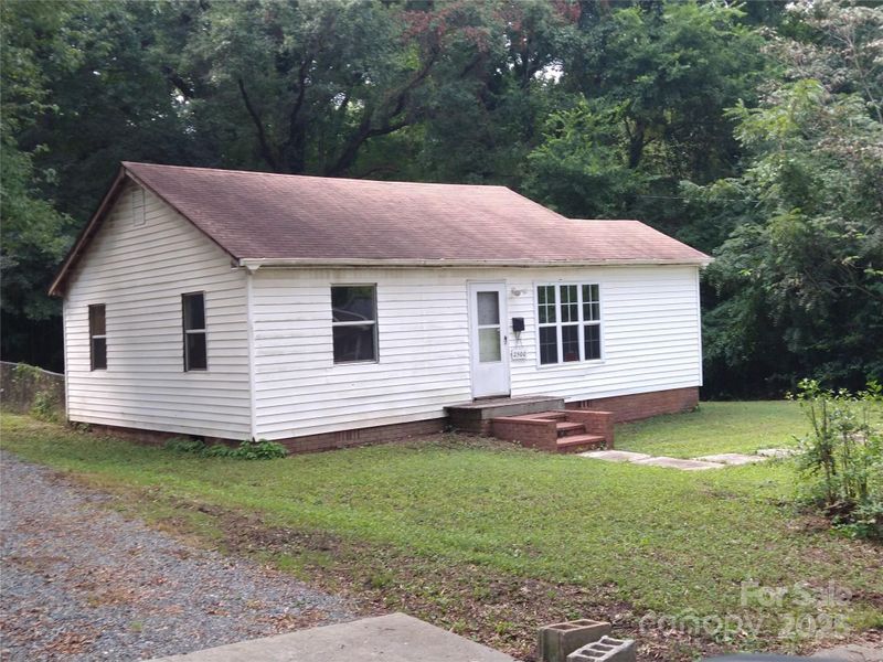 2500 Crispin Ave, Charlotte, NC 28208