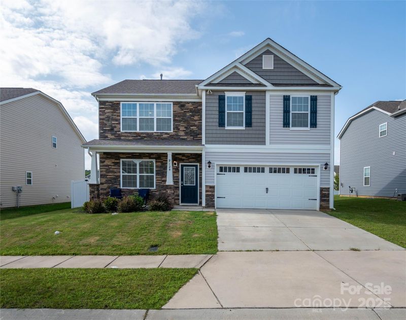 9124 Mackinaw Dr, Gastonia, NC 28056