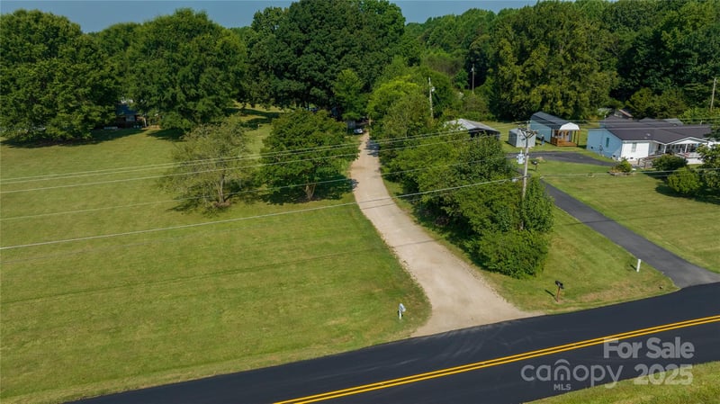 567 Shinnville Rd, Mooresville, NC 28115