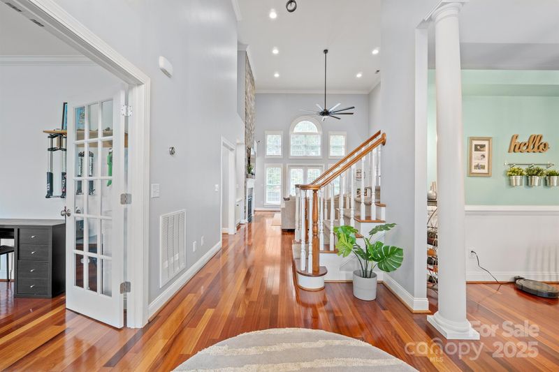 1315 James Farm Rd, Hickory, NC 28602