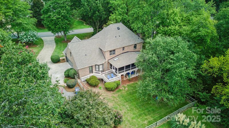 147 Old Squaw Rd, Mooresville, NC 28117