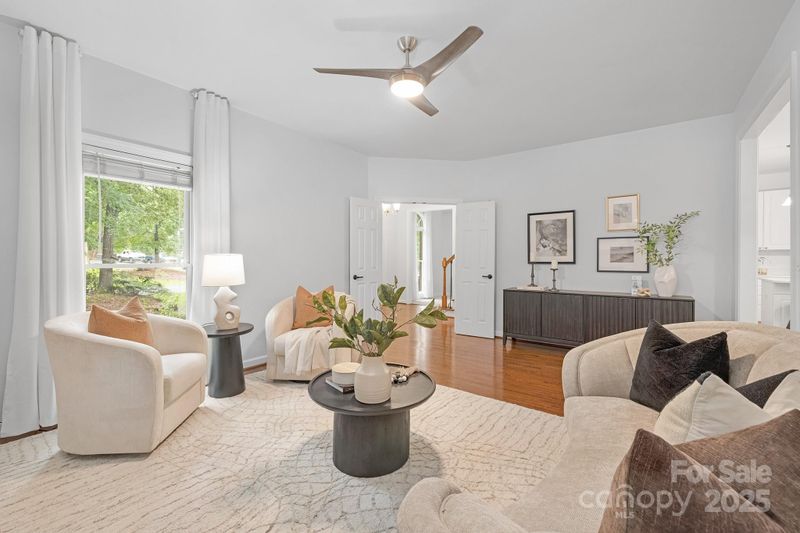 8217 Lansford Rd, Charlotte, NC 28277