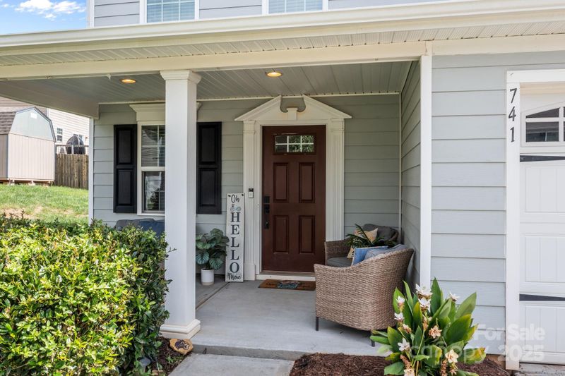 741 Climbing Rose Ct, Gastonia, NC 28056