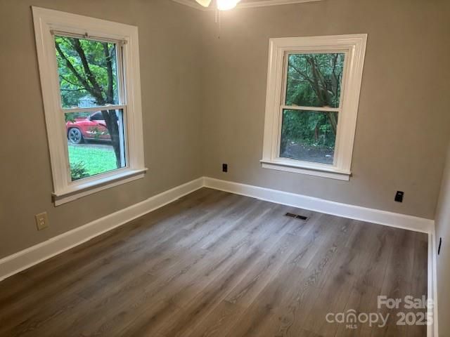 1125 Elva Ira St, Gastonia, NC 28054