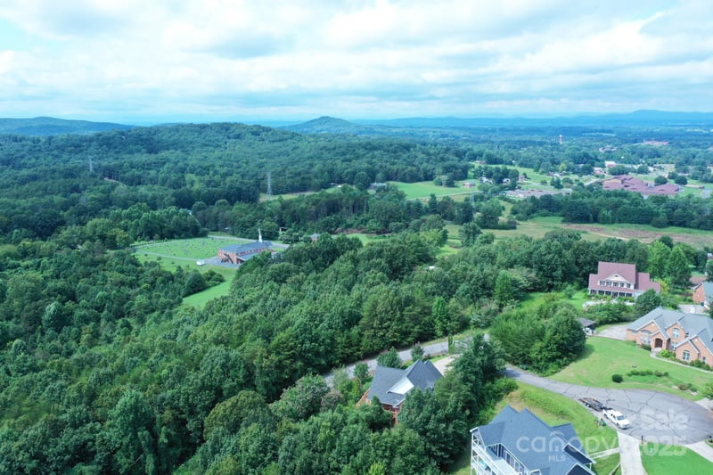 00 Pineknoll Dr #30, Hickory, NC 28602
