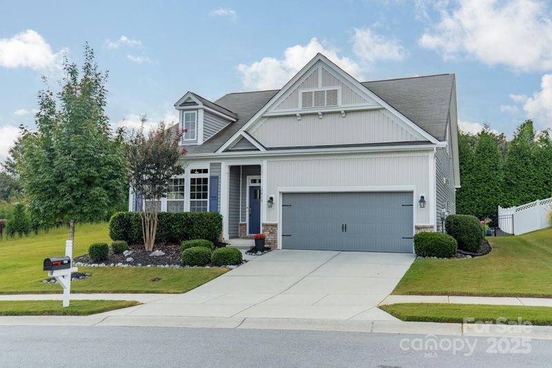 3419 Streamside Dr #463, Davidson, NC 28036