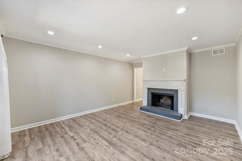 6671 Bunker Hill Cir, Charlotte, NC 28210