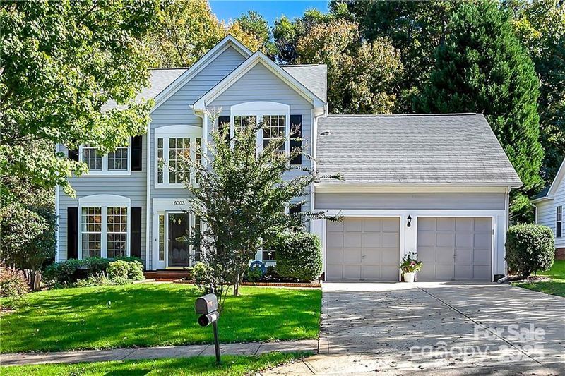 6003 Skyline Dr, Charlotte, NC 28269