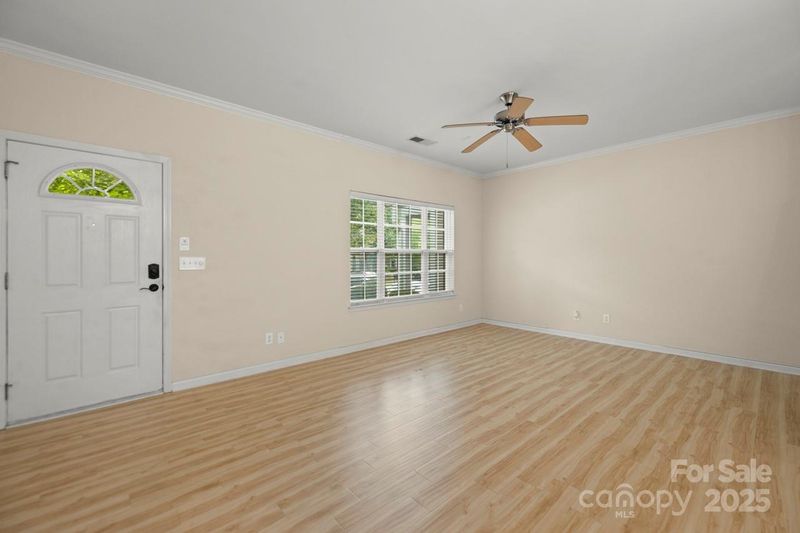 8430 Big Creek Ct, Matthews, NC 28105