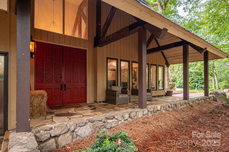 109 Saddletree Rd, Lincolnton, NC 28092