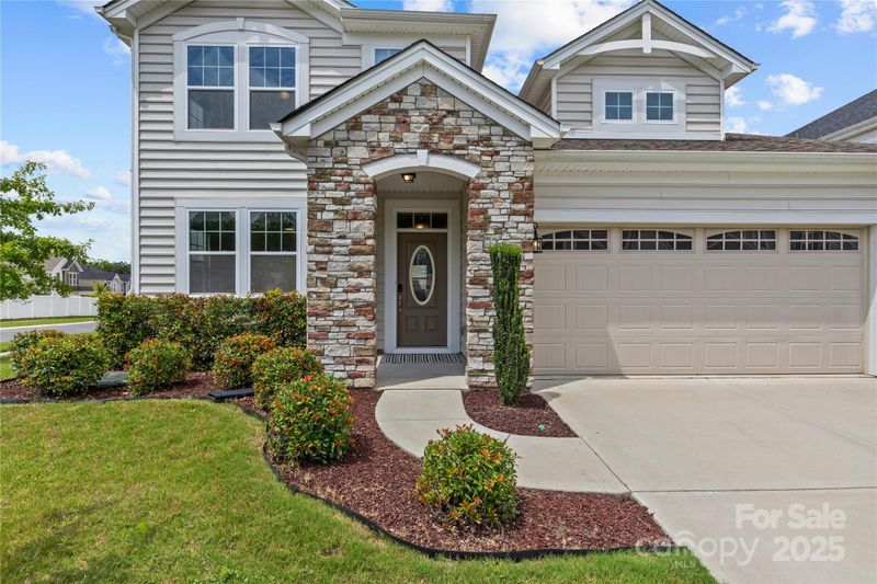 17034 Carolina Pine Row, Charlotte, NC 28278