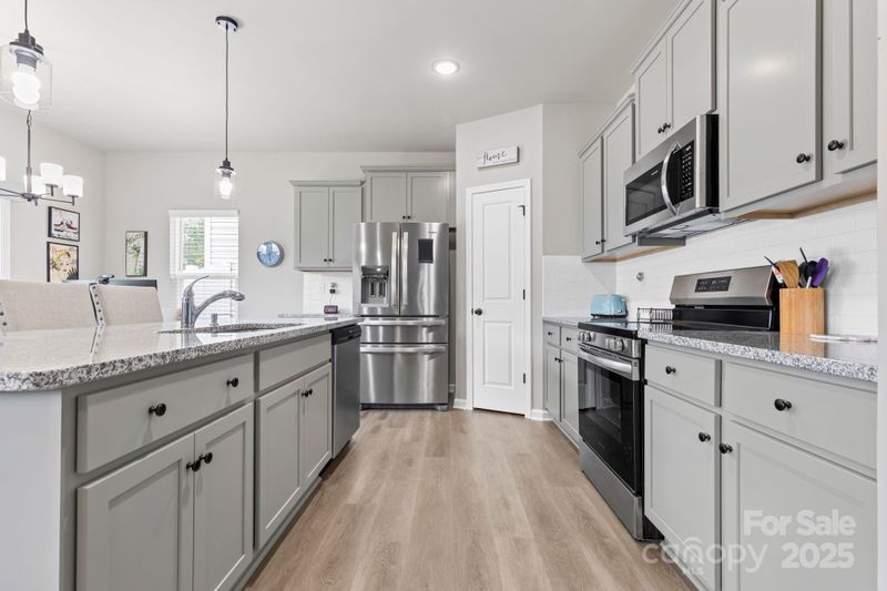 5220 Belstone Ln, Charlotte, NC 28215