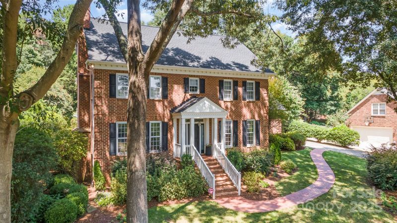 7301 St Clair Dr, Charlotte, NC 28270