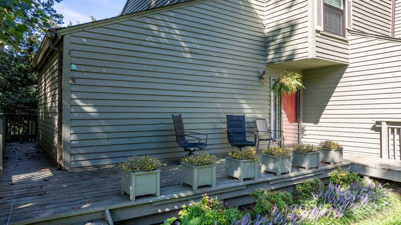 4340 N Center St #601, Hickory, NC 28601