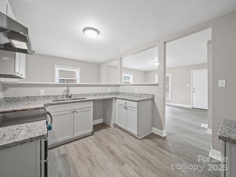 4310 Toluca Pl, Charlotte, NC 28208