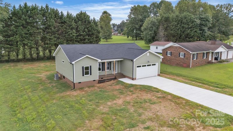 115 Peacock Hollar Rd, Statesville, NC 28625