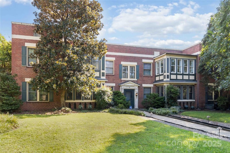 811 E Morehead St #6, Charlotte, NC 28202