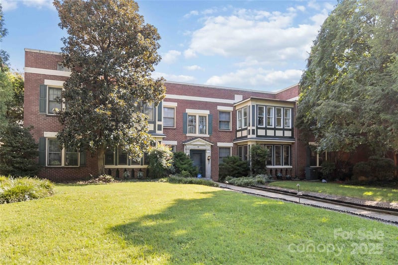 811 E Morehead St #6, Charlotte, NC 28202