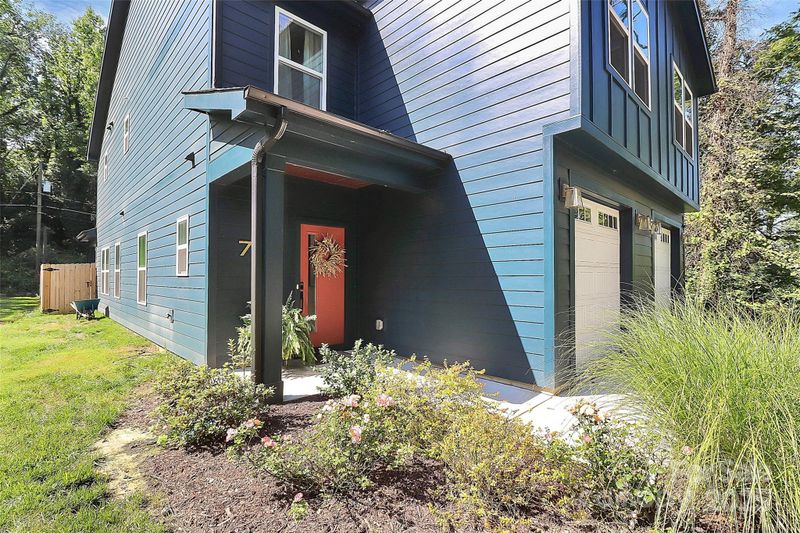 733 Mcarthur Ave, Charlotte, NC 28206