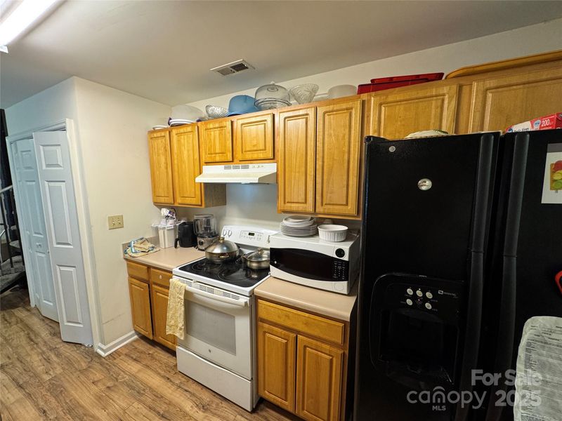 2564 Carya Pond Ln, Charlotte, NC 28212