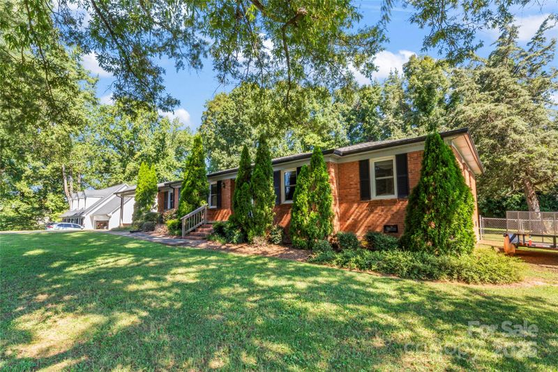 331 Windy Rush Rd, Kannapolis, NC 28081