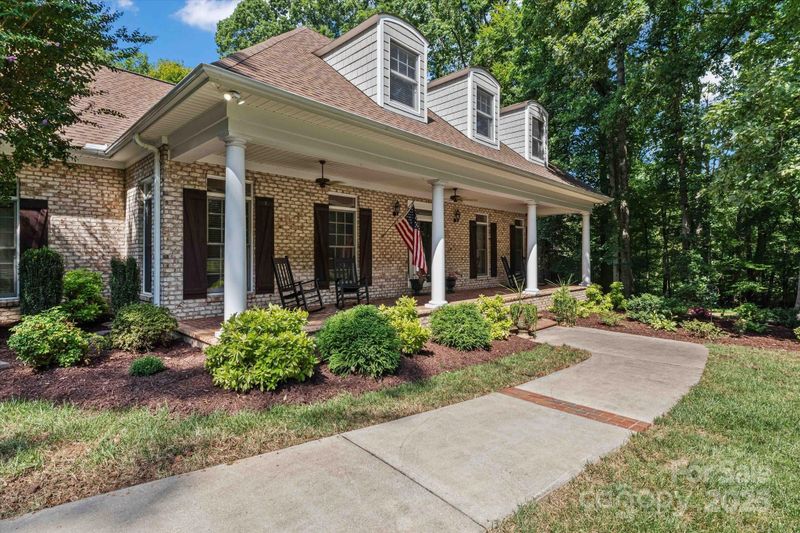 11735 Abernathy Rd, Charlotte, NC 28216