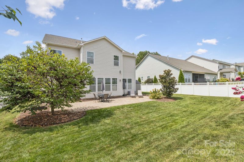 5034 Stonehill Ln, Matthews, NC 28104