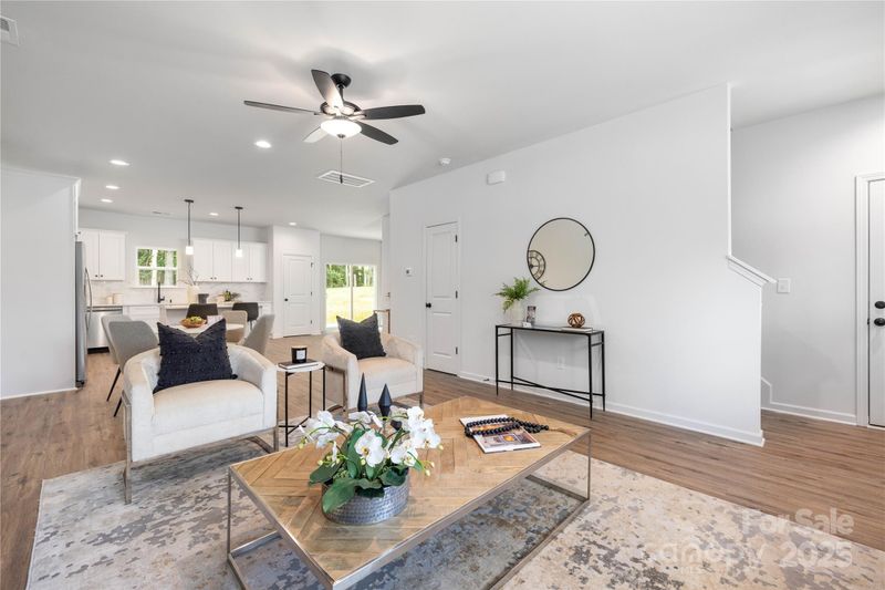 4445 Garvin Dr, Charlotte, NC 28269