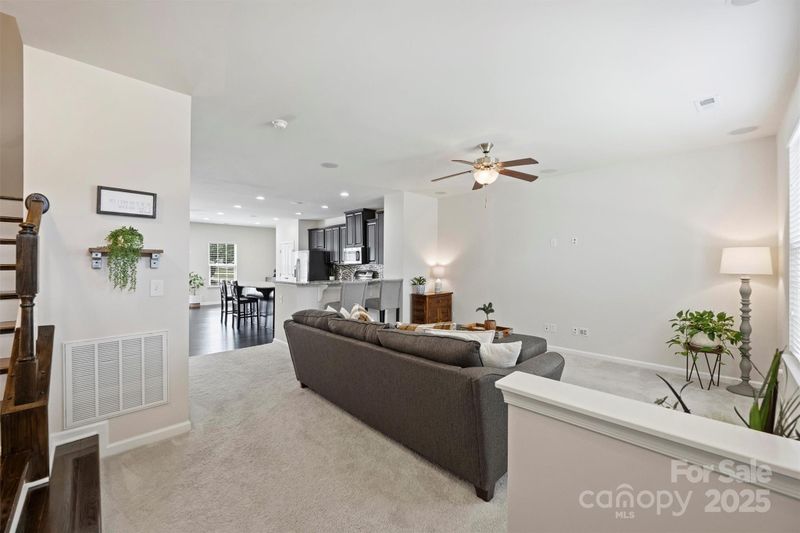3327 Major Samuals Way, Charlotte, NC 28208