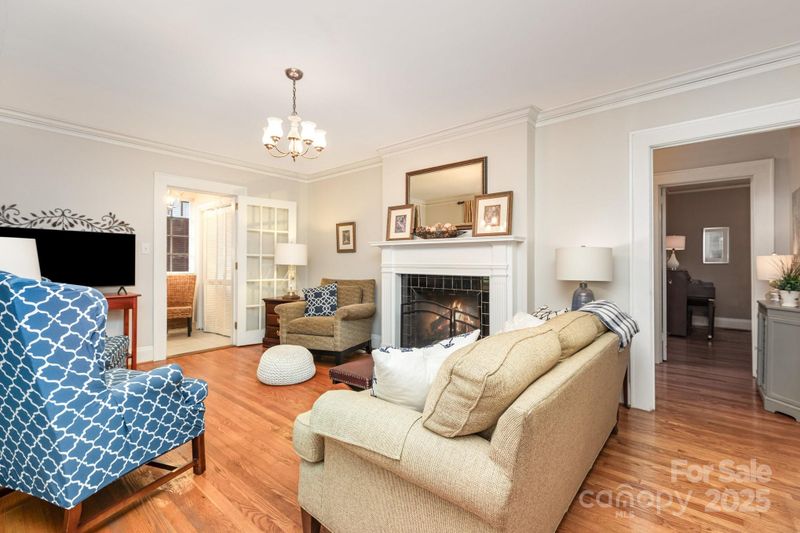 206 E Stewart Ave, Mooresville, NC 28115