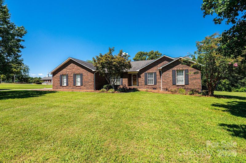 227 Robert Keever Rd, Stanley, NC 28164