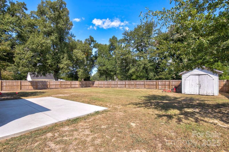 301 E Church St, Kershaw, SC 29067