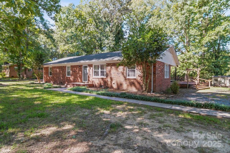 1110 White Oaks Cir, Monroe, NC 28112