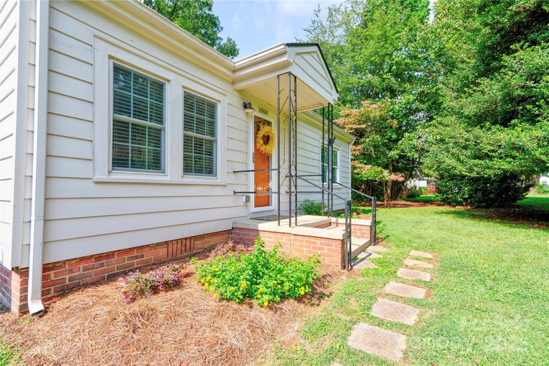 1000 Linwood Rd, Kings Mountain, NC 28086