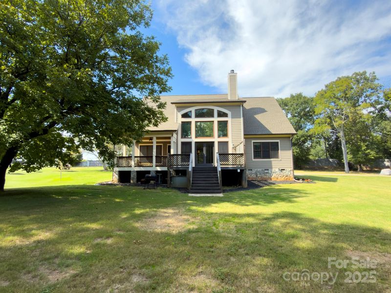 1132 Mt Holly Huntersville Rd, Charlotte, NC 28214