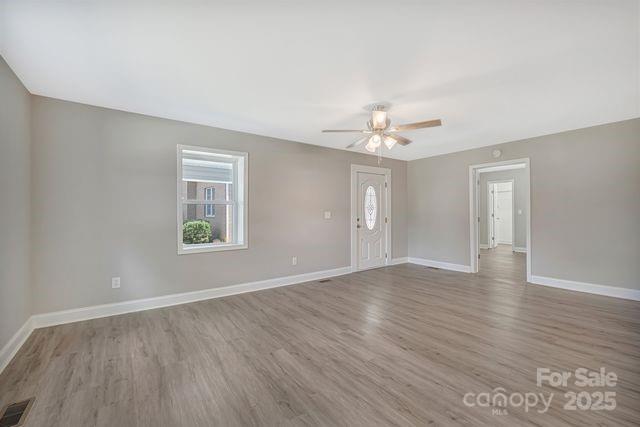 222 S Main Gq St, Salisbury, NC 28146
