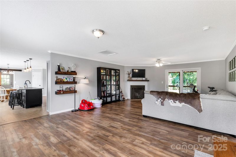 1840 Beach Ln, Heath Springs, SC 29058