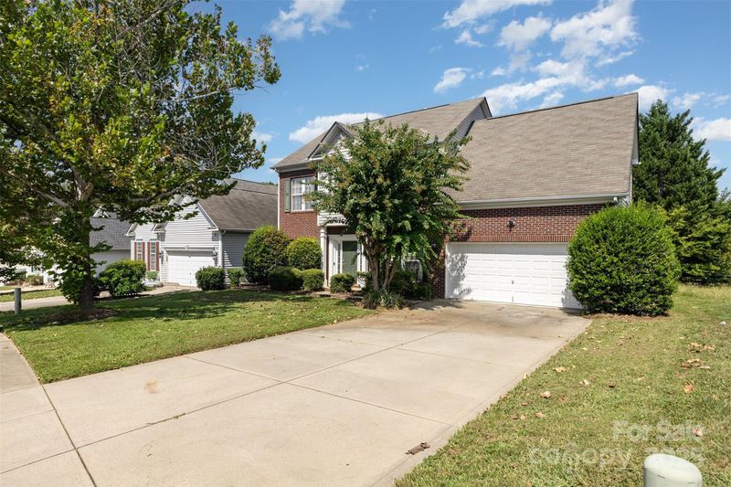 11849 Guildhall Ln, Charlotte, NC 28213