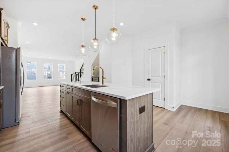 3640 S Tryon St #24, Charlotte, NC 28217
