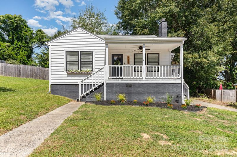 412 E Walnut Ave, Gastonia, NC 28054