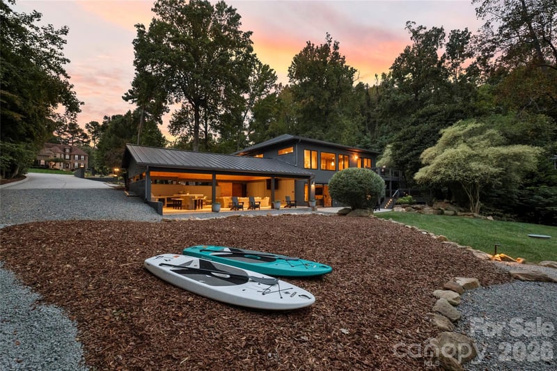 379 Indian Trl, Mooresville, NC 28117