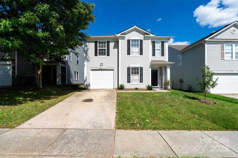 2737 Red Squirrel Trl, Charlotte, NC 28215