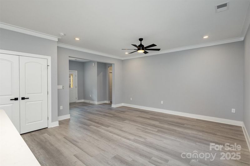 2385 Kool Park Rd NE, Hickory, NC 28601