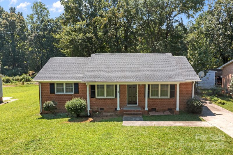 509 Scottsbrook Dr, Charlotte, NC 28213