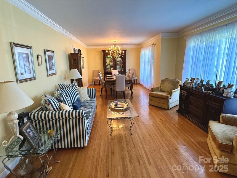 7632 Rolling Hill Rd, Charlotte, NC 28227